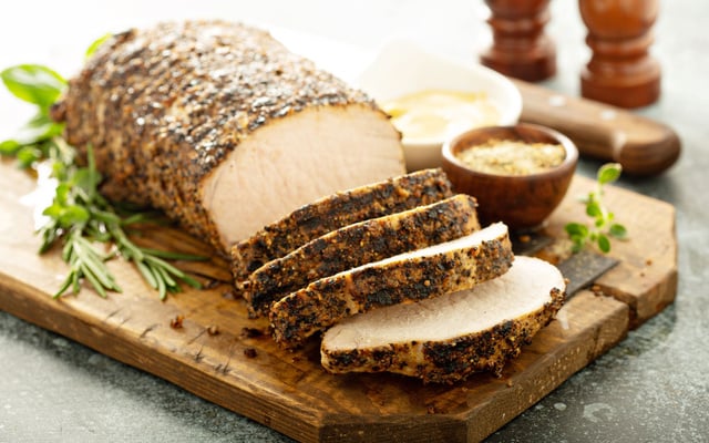 Filet mignon de porc au four en croûte de zaatar