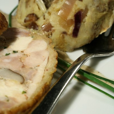 Cuisses de poulet fermier des Landes en jambonnette de fête