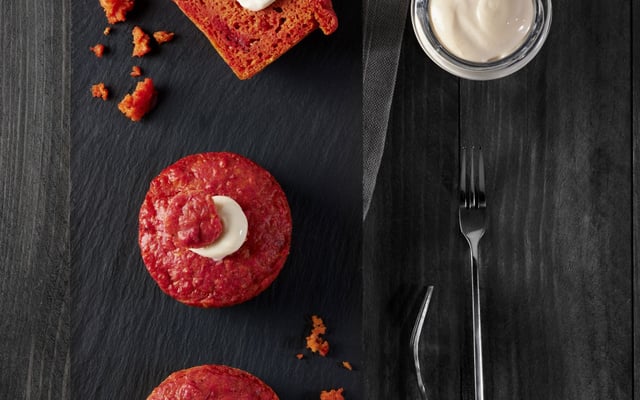 Muffins de betterave aux cœurs de crème de Maroilles Fauquet