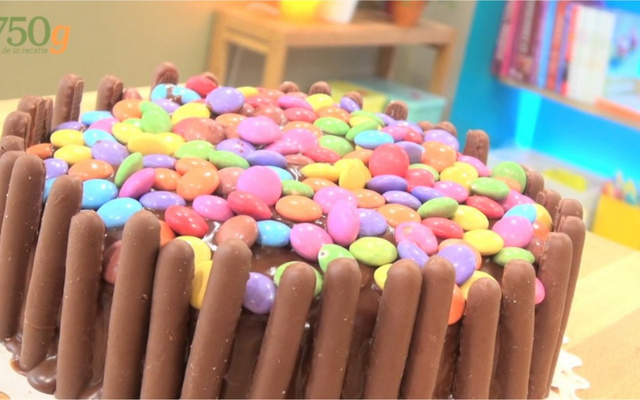 Gâteau d'anniversaire au chocolat