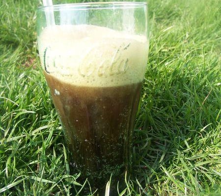 Coca caramel float ! (boisson rafraichissante pour les gourmandes)