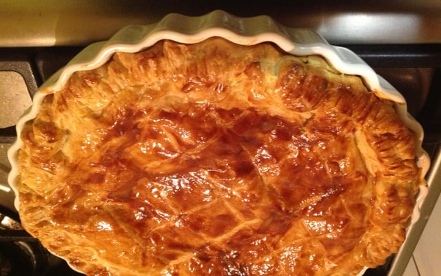 Tourte aux pommes de terre et champignons de Paris