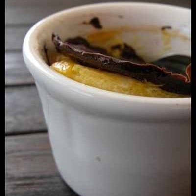 Crème orange bergamotée sous craquant de chocolat noir