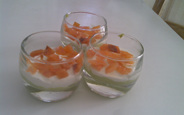 Verrine avocat-saumon-boursin
