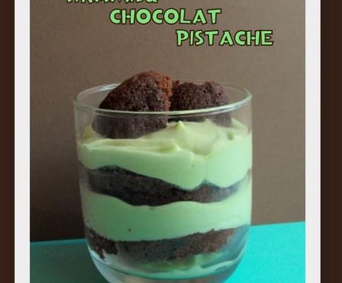 Tiramisu maison au chocolat et à la pistache