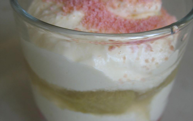 Tiramisu fraise-rhubarbe