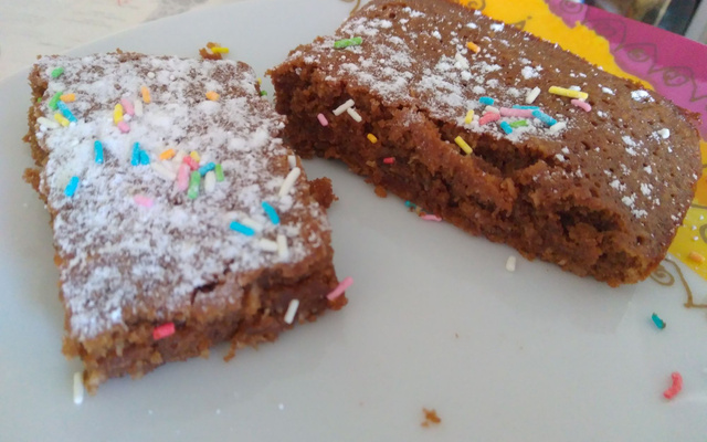 Gâteau gourmand au chocolat comme un Brownie 