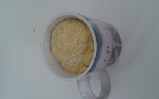 Mug cake moutarde, gruyère
