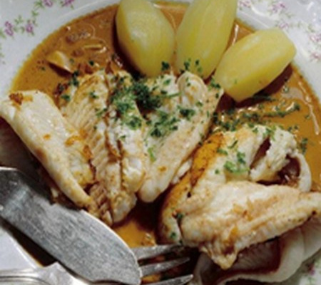 Filets de soles sautés à la chicorée