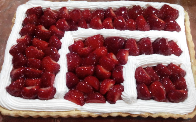 Tarte aux fraises traditionnelle à la crème pâtissière