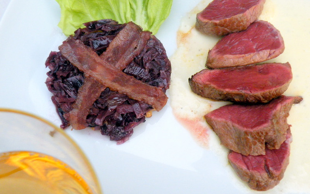 Basse côte de bœuf de Chalosse Label rouge IGP façon ch'ti et sa tatinette de chou rouge braisé