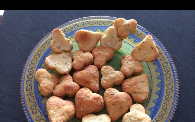 Petits sablés au parmesan et au thym