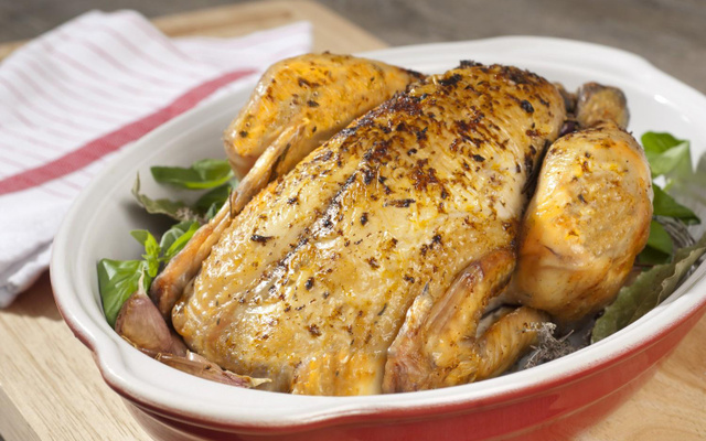 Poulet doré au four à la provençale