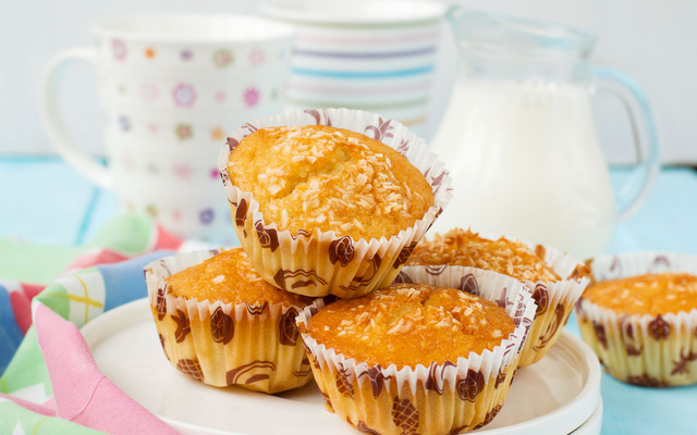 Muffins noix de coco et confiture d'abricot sans matières grasses