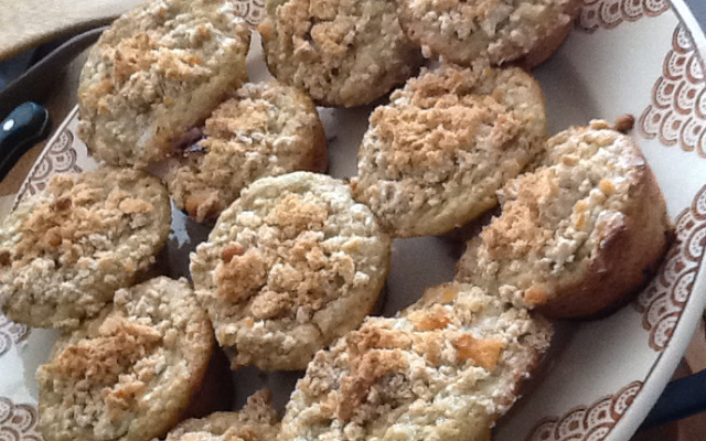 Muffins à la rhubarbe au lait végétal