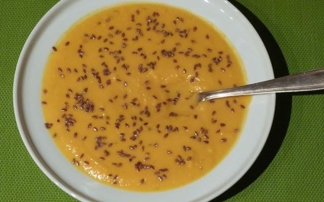 Velouté de patates douces au gingembre