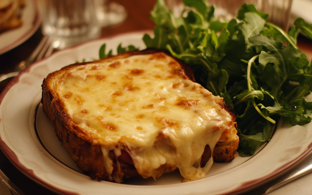 Croque-monsieur au four ou au micro-ondes