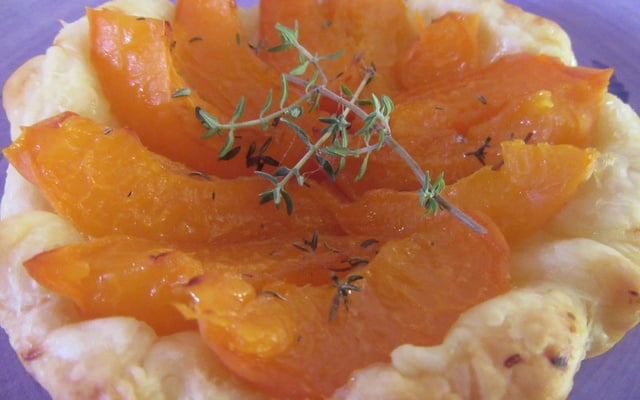 Tartelettes d'abricots au thym