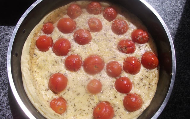 Clafoutis tomates cerises balsamique au cantal entre 2