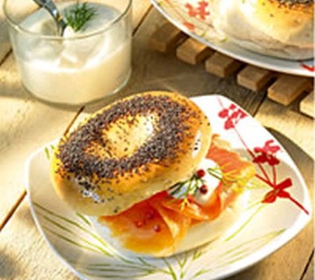 Bagels aux oignons et graines de pavot