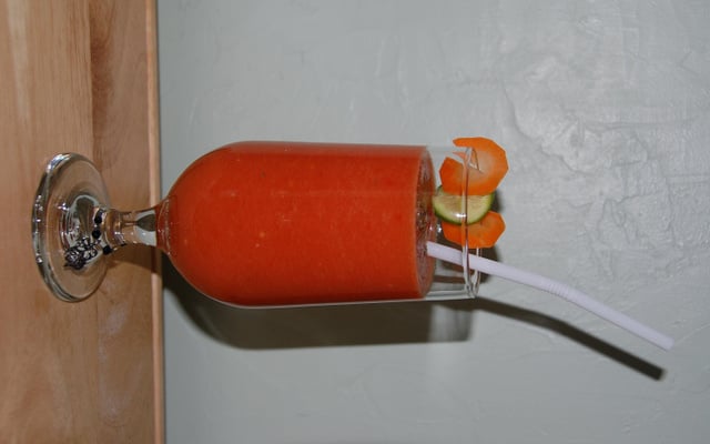 Smoothie de légumes glacé