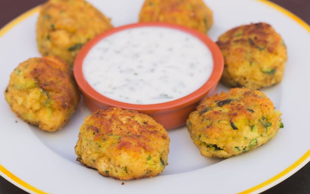 Boulettes courgettes poulet et sa sauce blanche