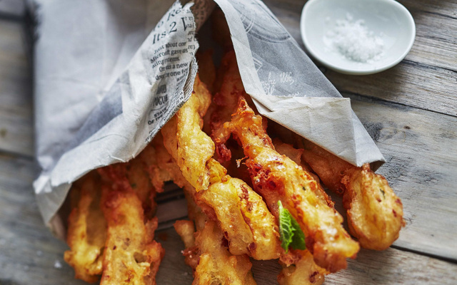 Churros de pommes de terre, menthe et chorizo