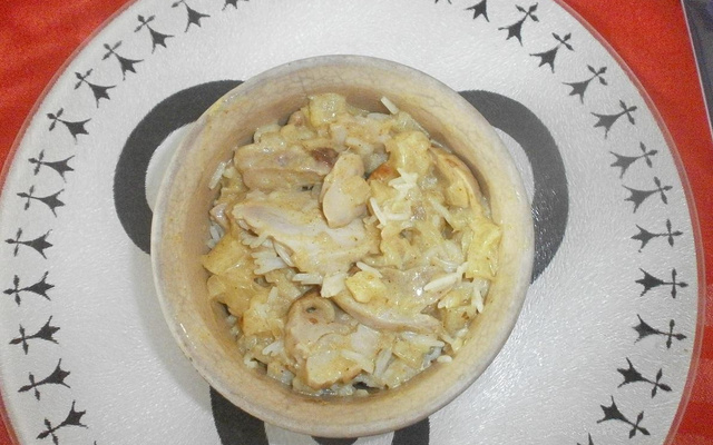 Emincés de poulet grillé, curry et ananas