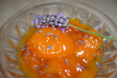 Compote d'abricots à la lavande