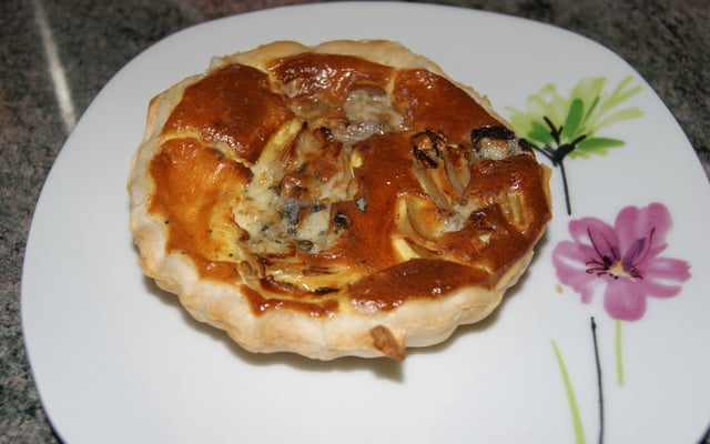 Tartelettes au roquefort et échalotes