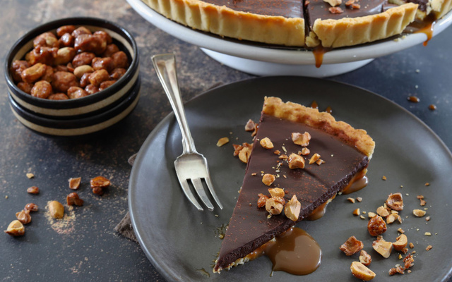 Tarte au chocolat noir et caramel au beurre salé