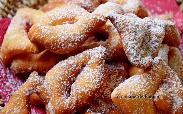 Oreillettes provençales parfumées à la fleur d'oranger