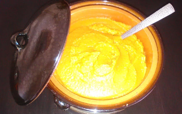 Purée de patates douces épicée