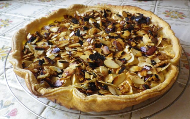 Tarte aux pommes croustillantes aux amandes