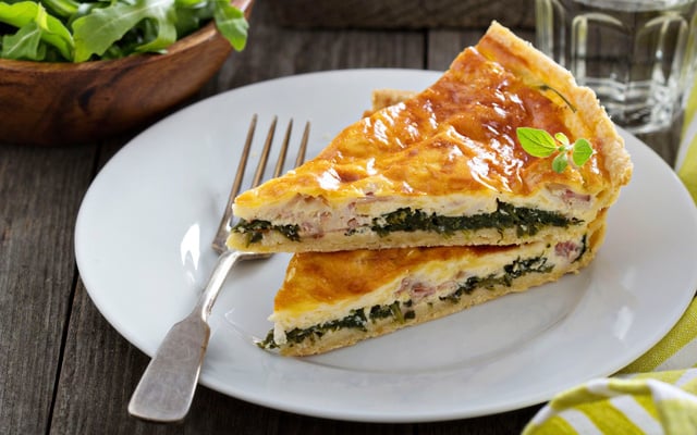 Quiche fondante au jambon et épinards