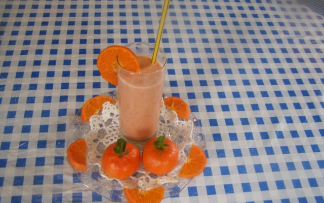 Smoothie mandarine-fraise