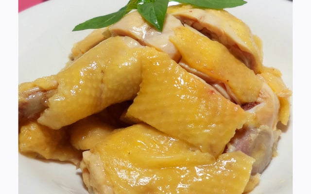 Poulet bouilli au gingembre