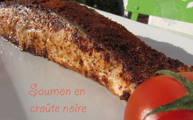 Saumon en croûte noire