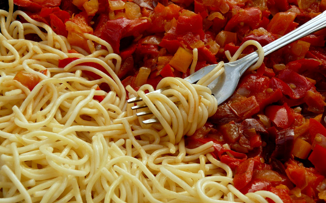 Sauce végétarienne aigre-douce aux deux poivrons