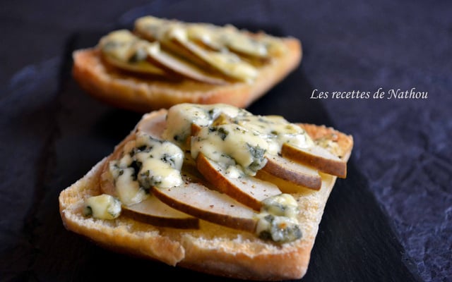 Ciabattas grillées aux poires et bleu d'Auvergne