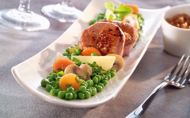 Médaillon de veau au miel, printanière à la menthe