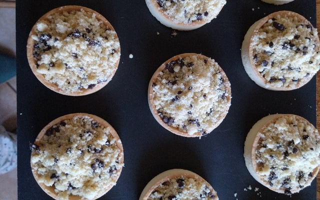 Tartelettes à la compote de pommes en crumble