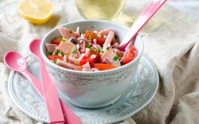 Salade de tomates cerise au jambon