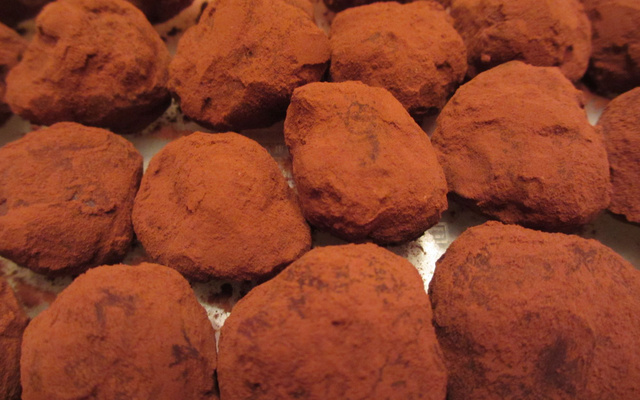 Mignardises festives façon truffes au chocolat