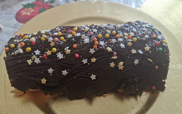 Bûche au chocolat à la crème au beurre