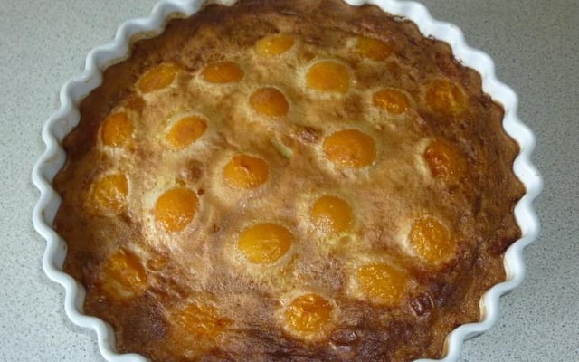 Clafoutis aux abricots facile et rapide