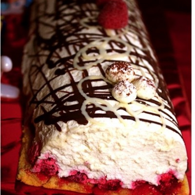 Bûche framboisine