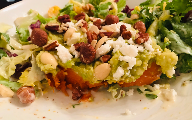 Patates douces rôties à l'avocat