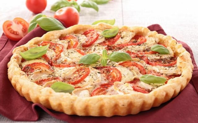 Tarte à la tomate et au chèvre