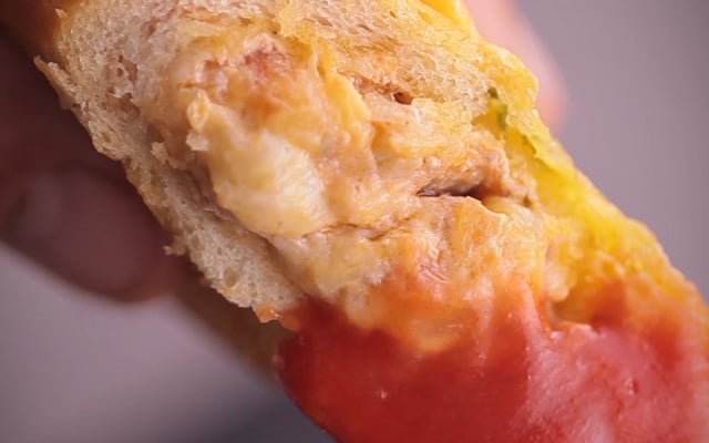 Baguette farcie à la viande